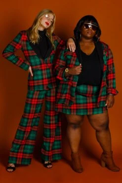 The Lincoln Log Love Lady | Women's Green Plaid Christmas Suit -Clothing Store 08 27 Christmas FormalIMG 2551 Edit 2