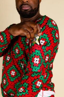 The Quilty Pleasure | Mens Red And Green Quilted Christmas Pajama Top -Clothing Store 10 01 Christmas Pajamas MLR 8331